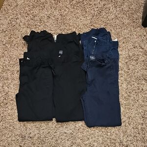 Place Black and White Pants